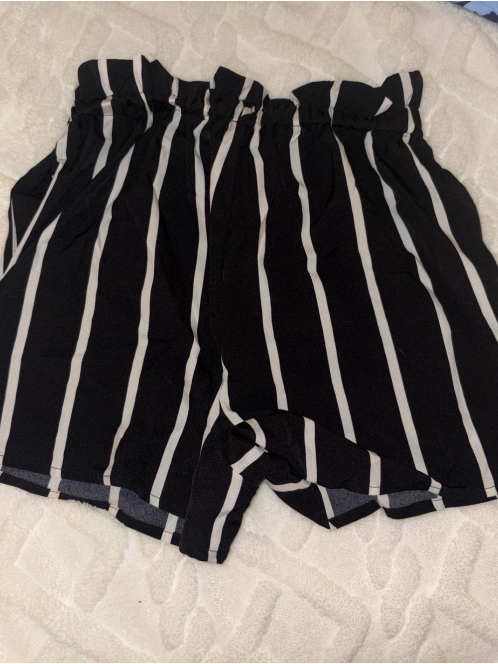 Striped Paperbag Waist Women’s Shorts - Black/White